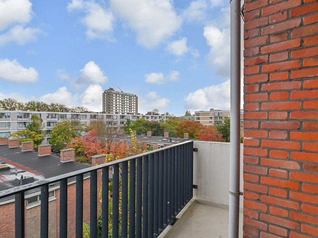 Eekhoornrade 8, Den Haag