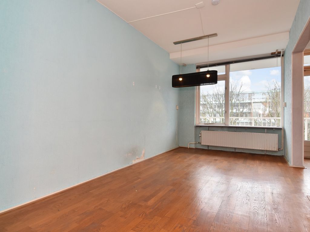 Volendamlaan  1048, Den Haag