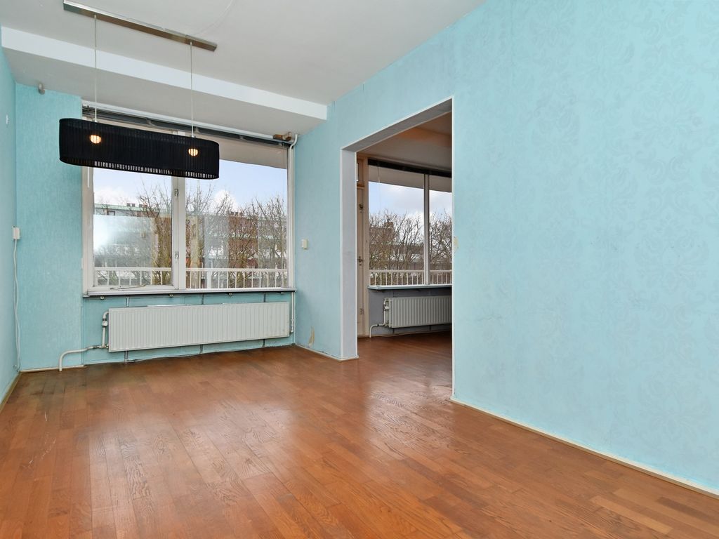 Volendamlaan  1048, Den Haag