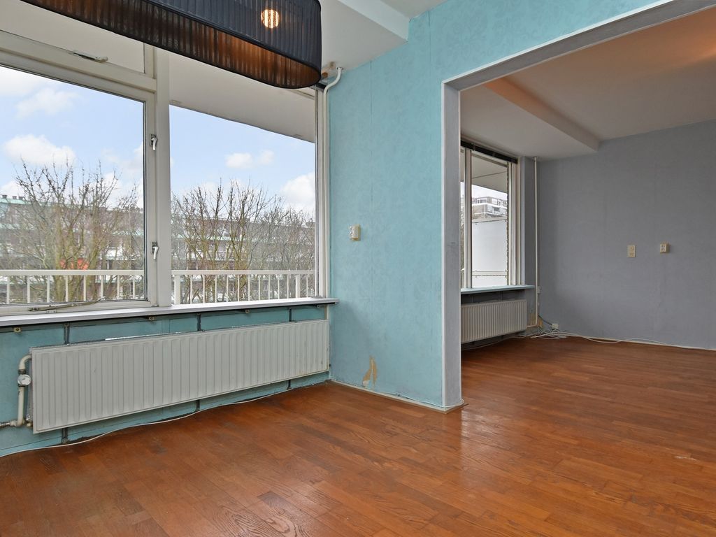 Volendamlaan  1048, Den Haag