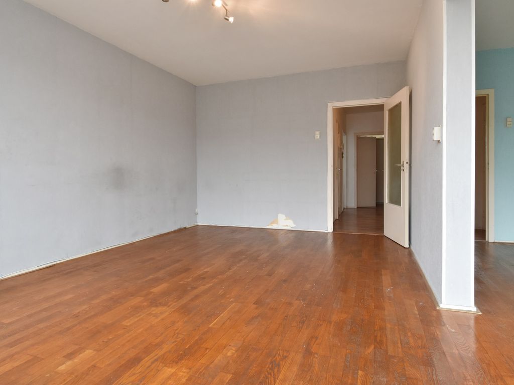 Volendamlaan  1048, Den Haag