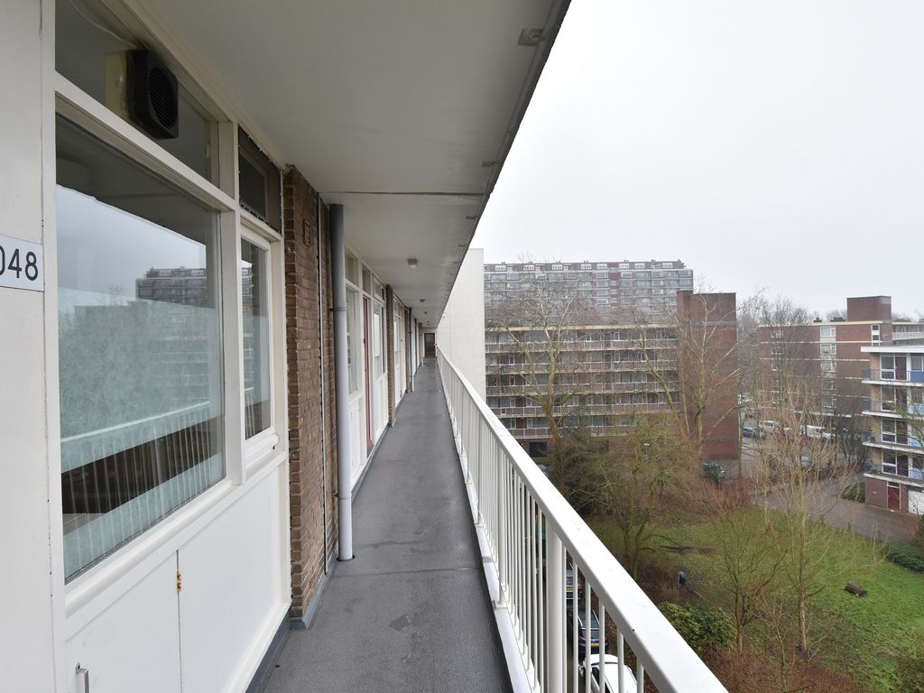 Volendamlaan  1048, Den Haag