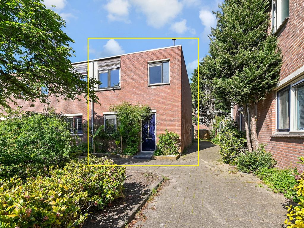 Dr. J. Presserstraat 329, Den Haag