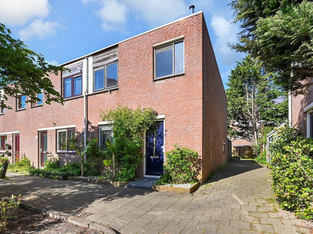 Dr. J. Presserstraat 329, Den Haag