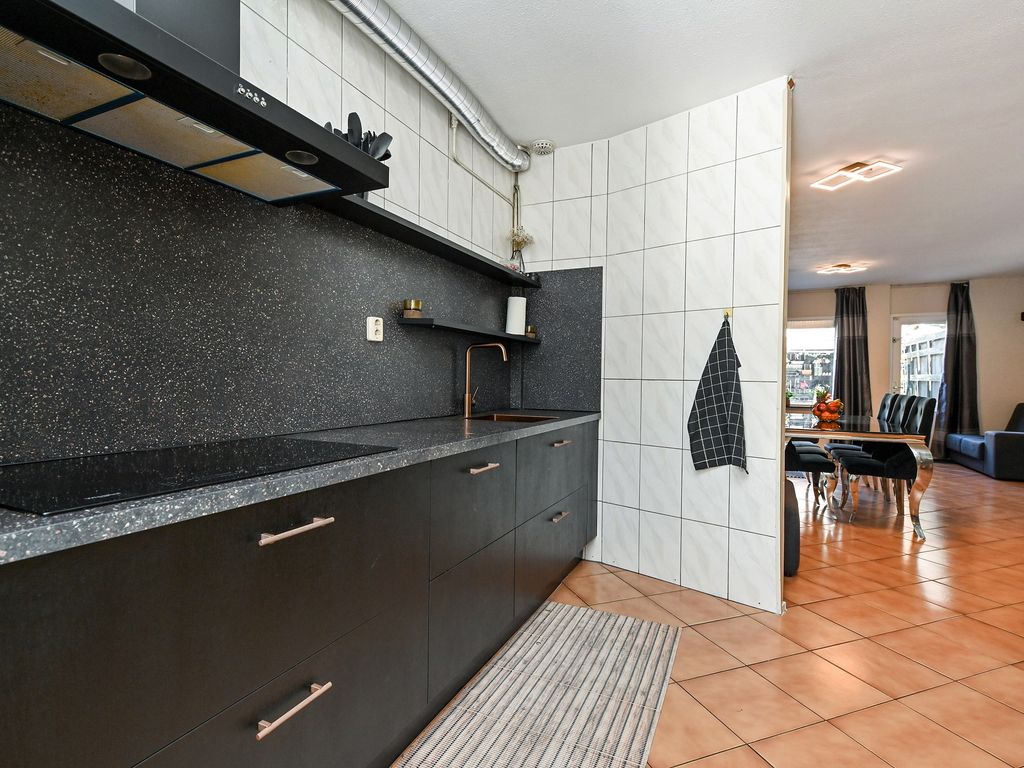 Dr. J. Presserstraat 329, Den Haag