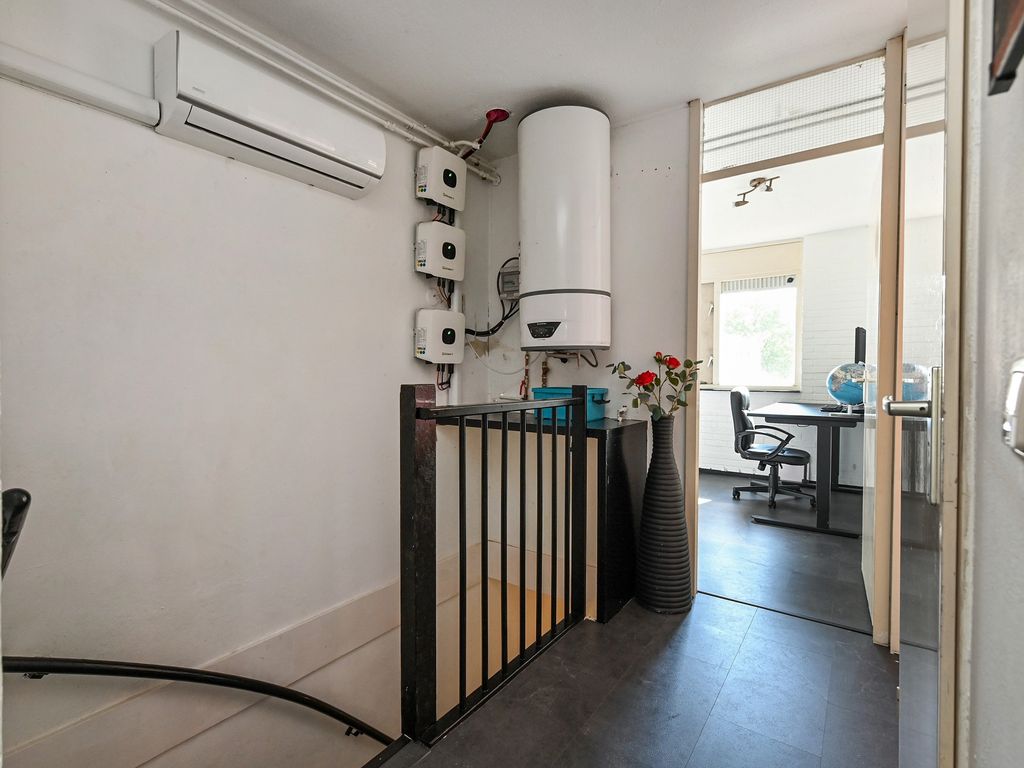Dr. J. Presserstraat 329, Den Haag