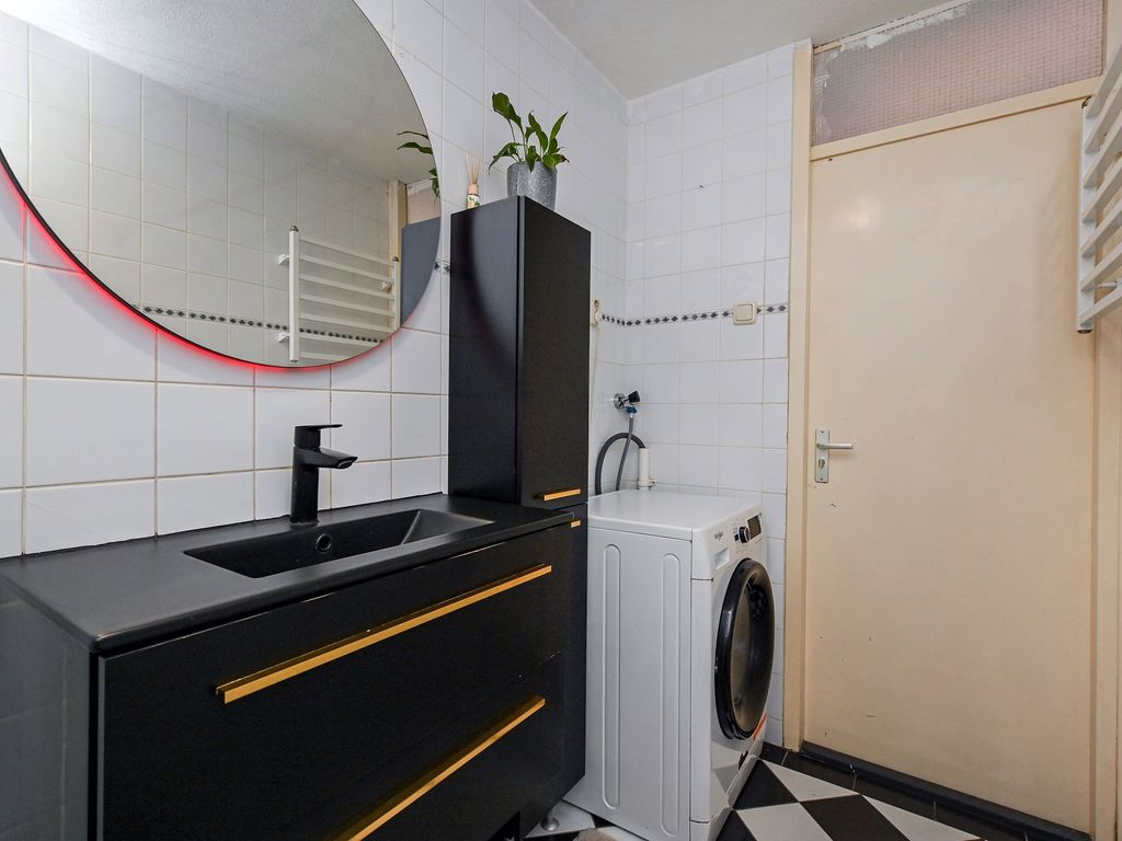 Dr. J. Presserstraat 329, Den Haag