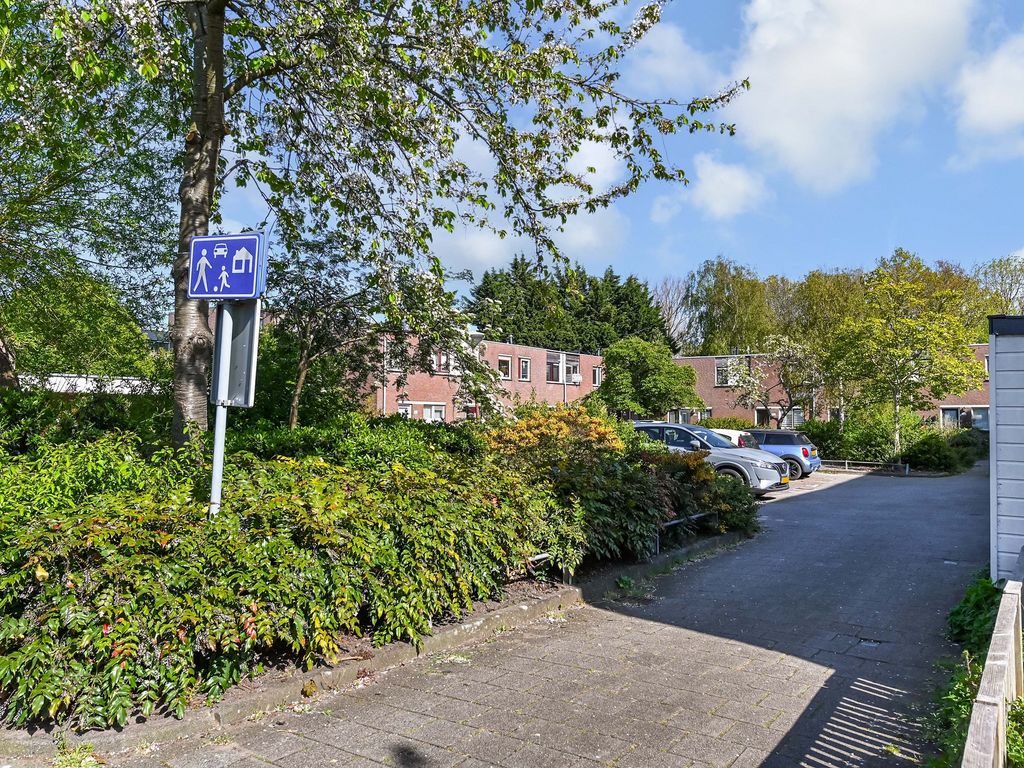 Dr. J. Presserstraat 329, Den Haag