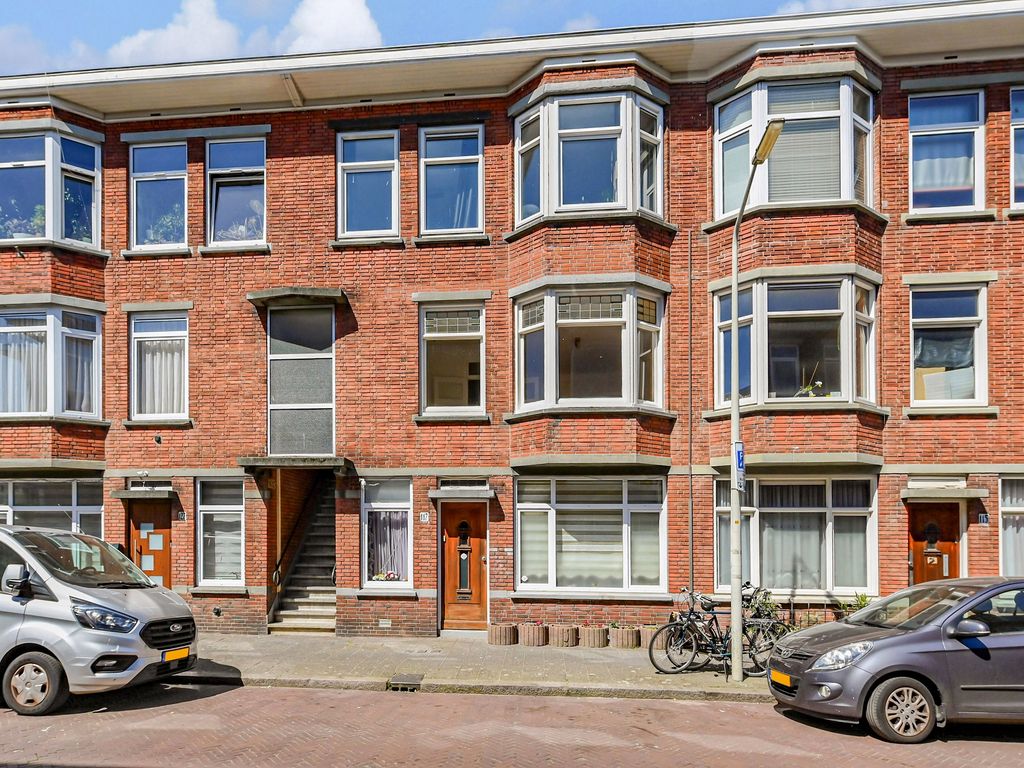 Velpsestraat 119, Den Haag