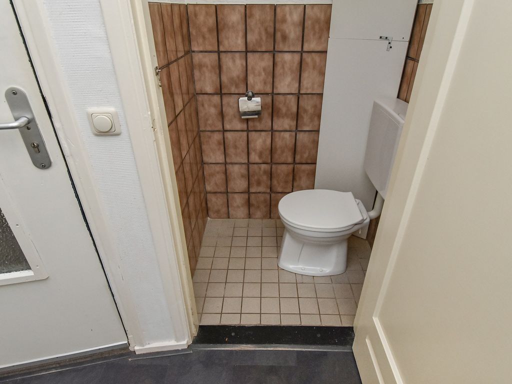 Vriezenveenstraat 5, Den Haag