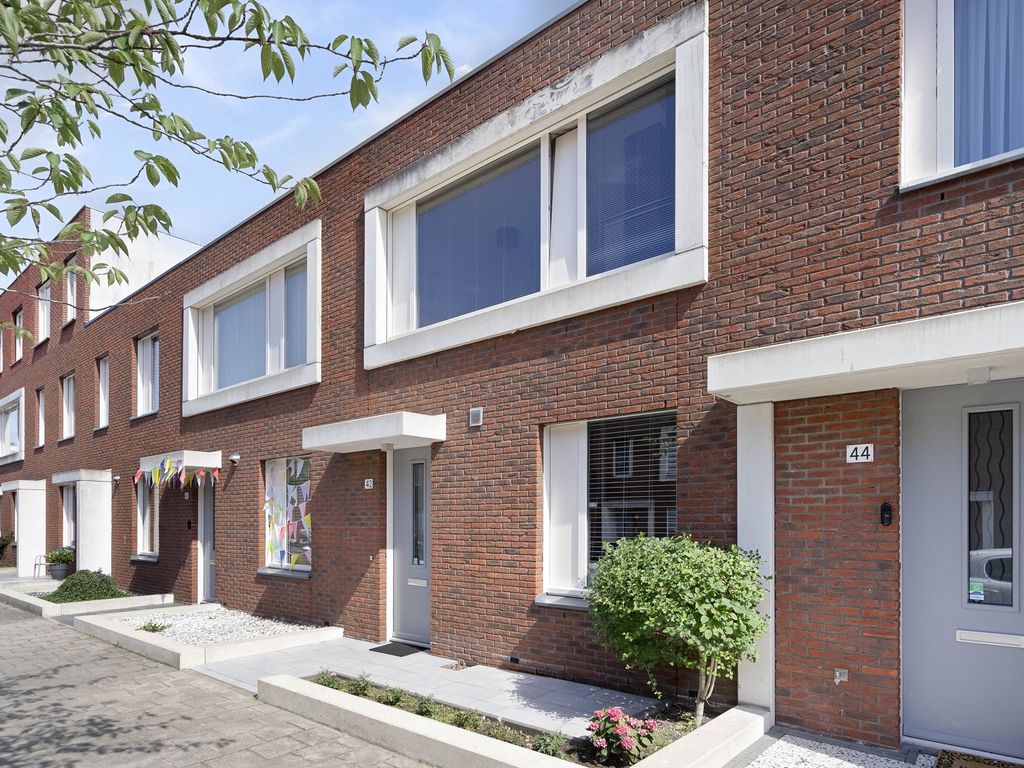 Wachtumstraat 42, Den Haag
