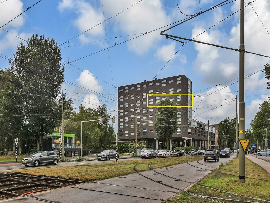 Dedemsvaartweg 843, Den Haag