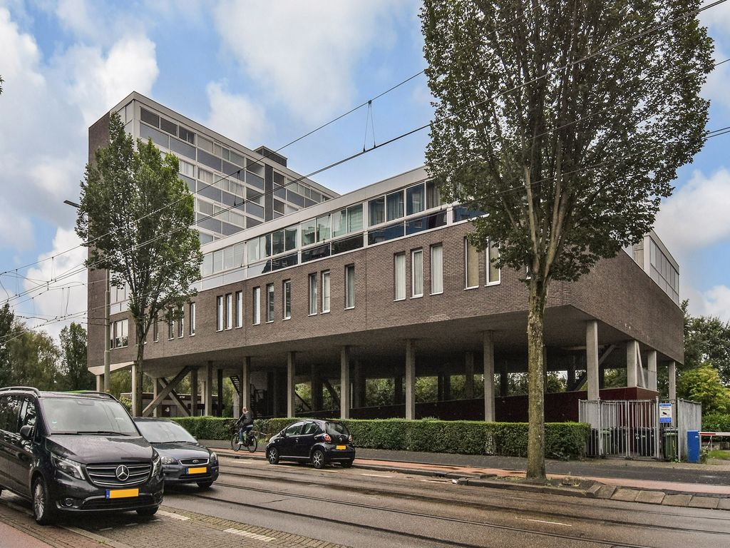 Dedemsvaartweg 843, Den Haag