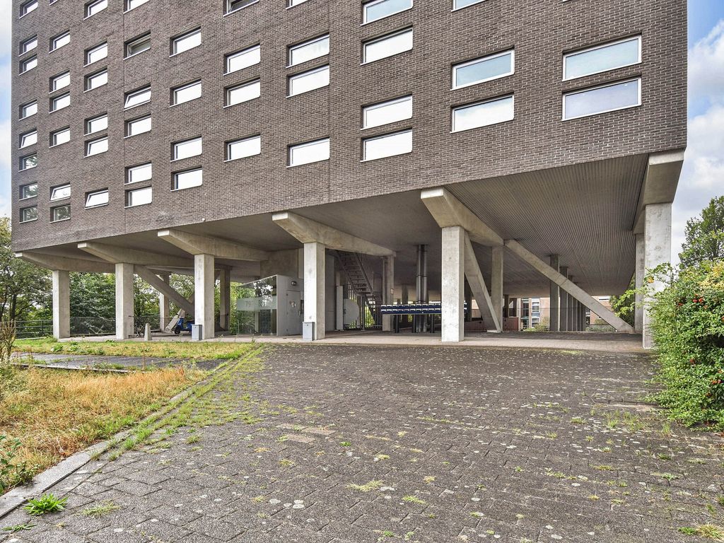 Dedemsvaartweg 843, Den Haag