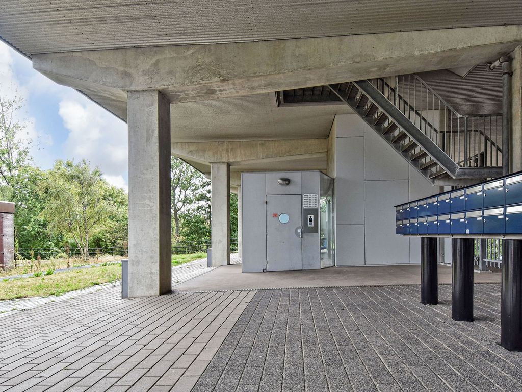 Dedemsvaartweg 843, Den Haag