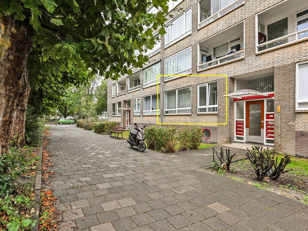 Hengelolaan  1122, Den Haag