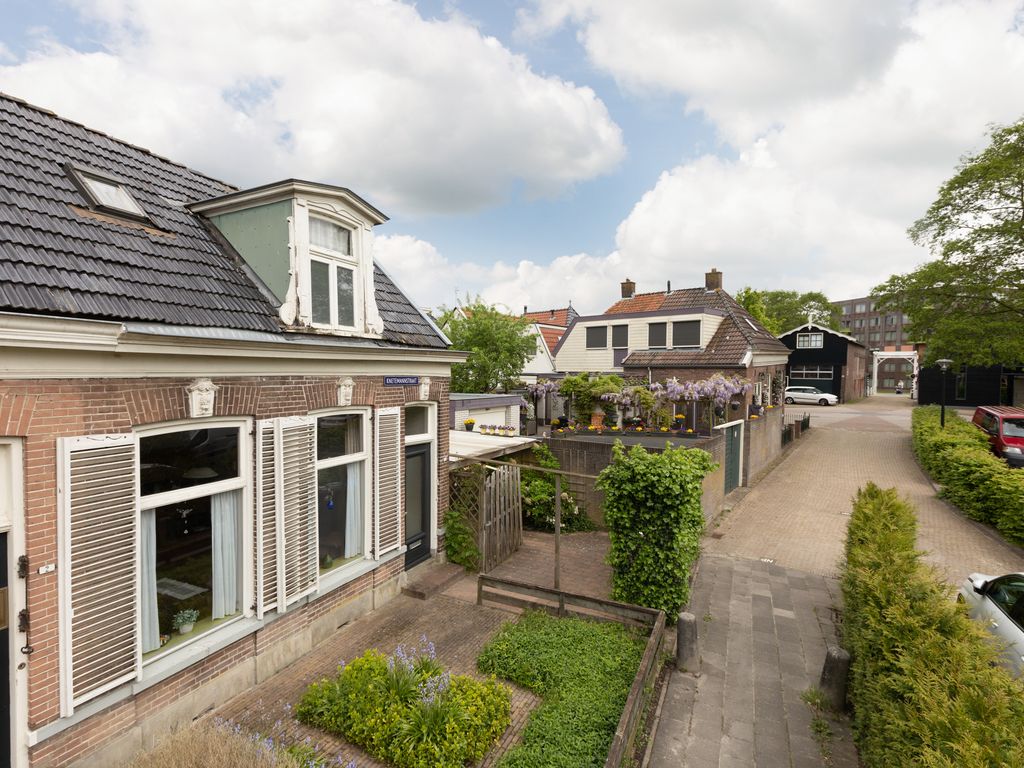 Knetemannstraat 1, Bolsward