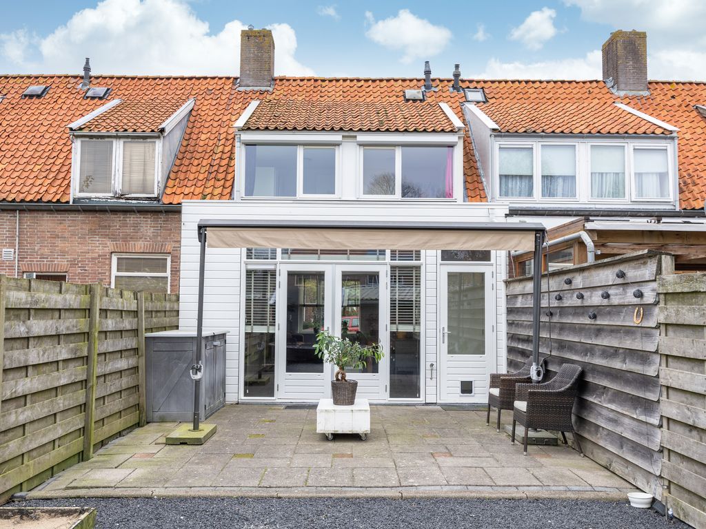 Elgersmastraat 8, Bolsward