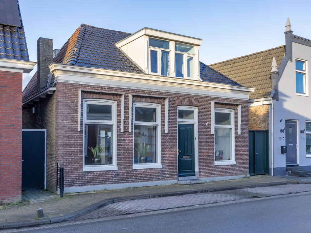 Harlingerstraat 66, Bolsward