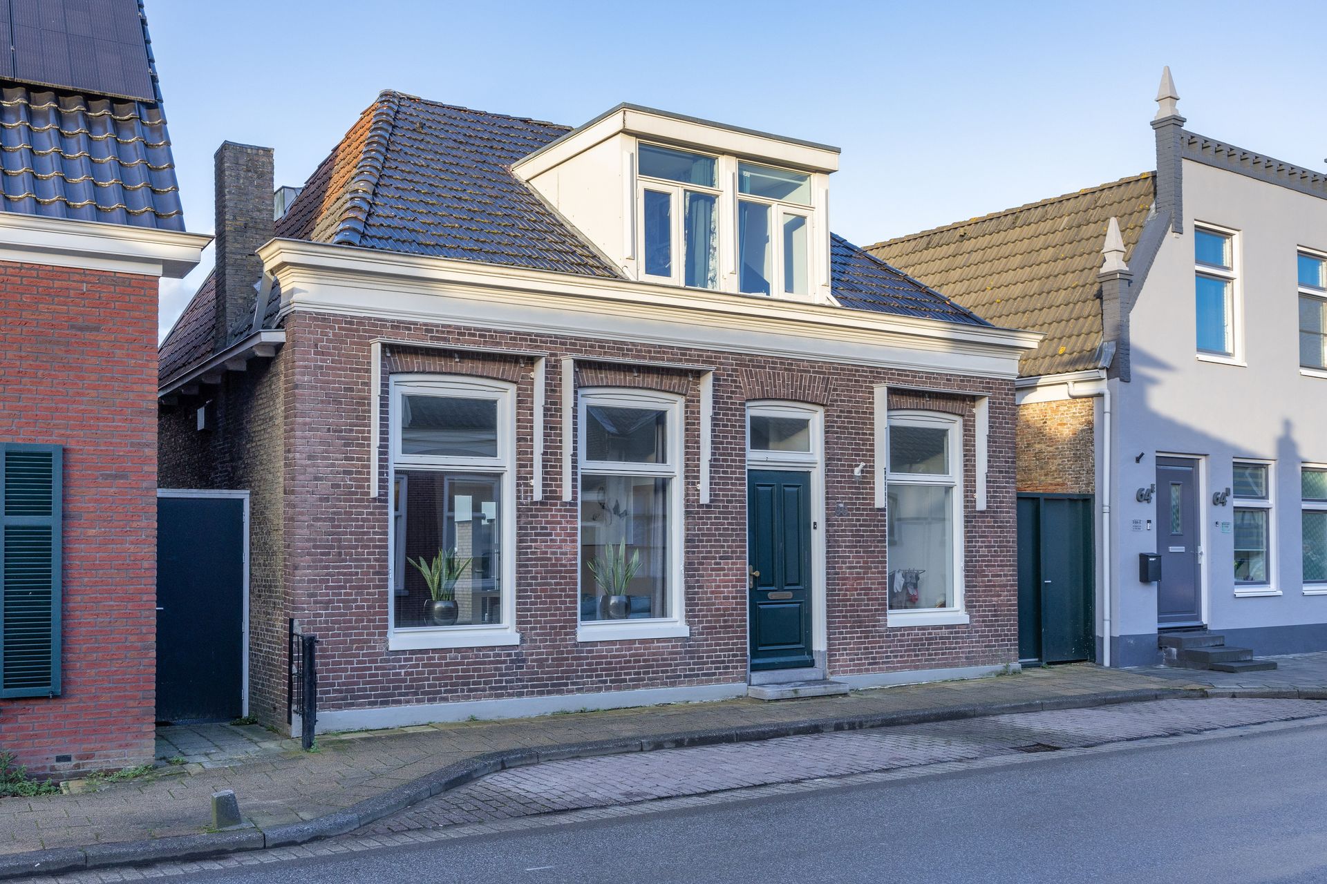 Harlingerstraat 66, Bolsward