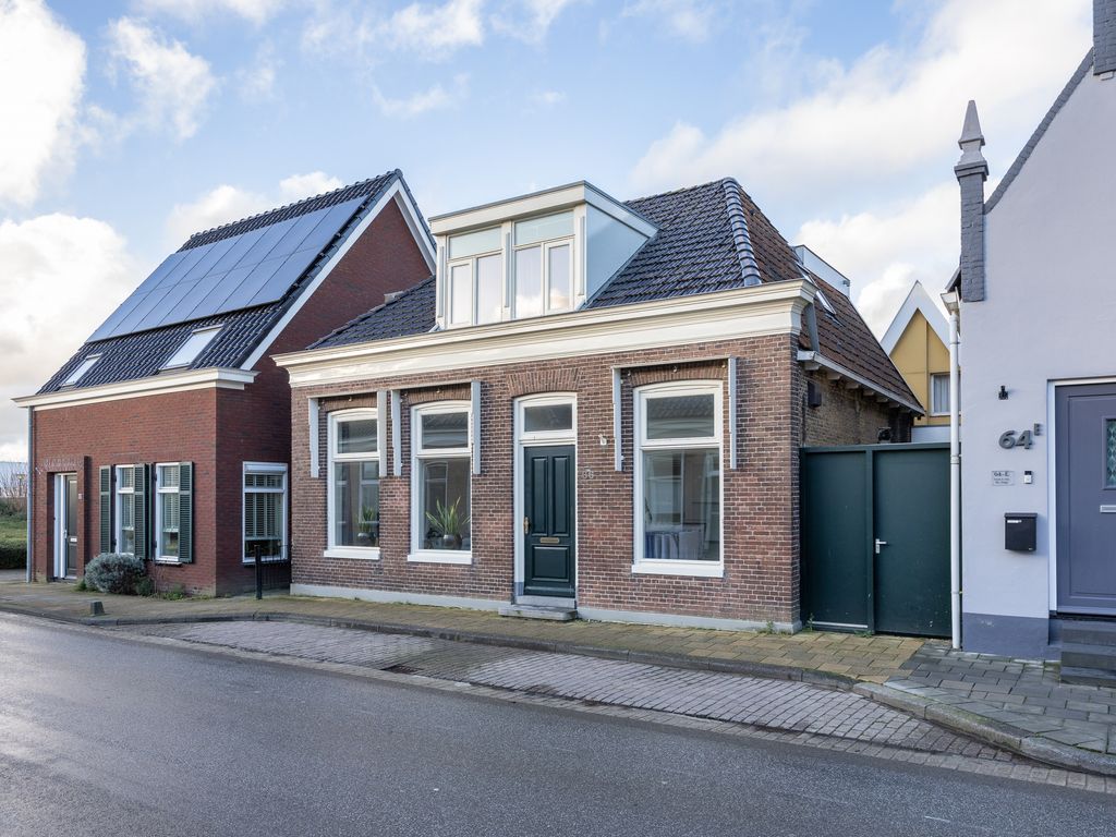 Harlingerstraat 66, Bolsward