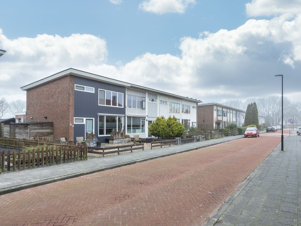 Samuel van Haringhouckstraat 31, Bolsward