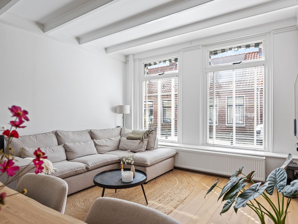 Van Ghemmenichstraat 16, Franeker