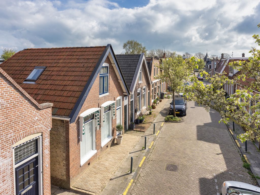 Van Ghemmenichstraat 16, Franeker