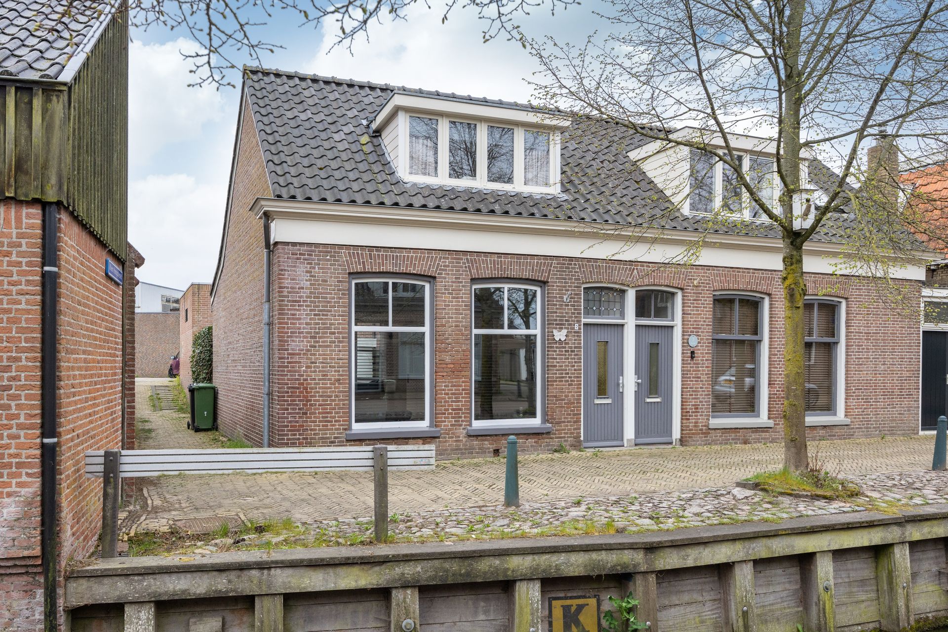Kapelstraat 2, Bolsward