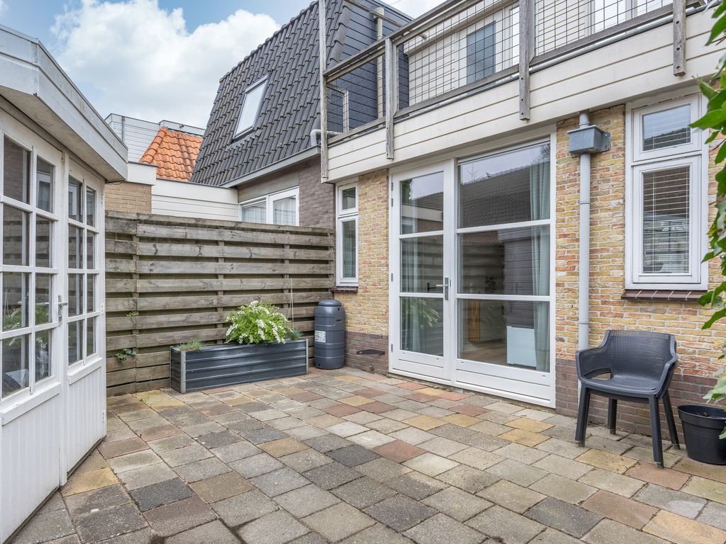 Kapelstraat 2, Bolsward