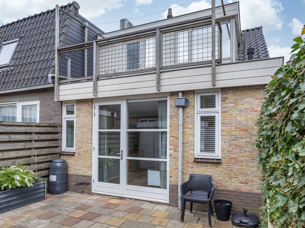 Kapelstraat 2, Bolsward