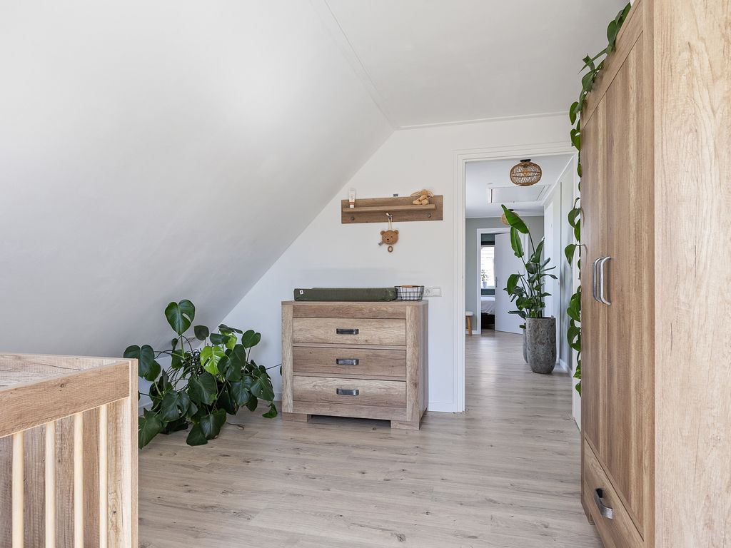 Tynjestrjitte 5, Parrega