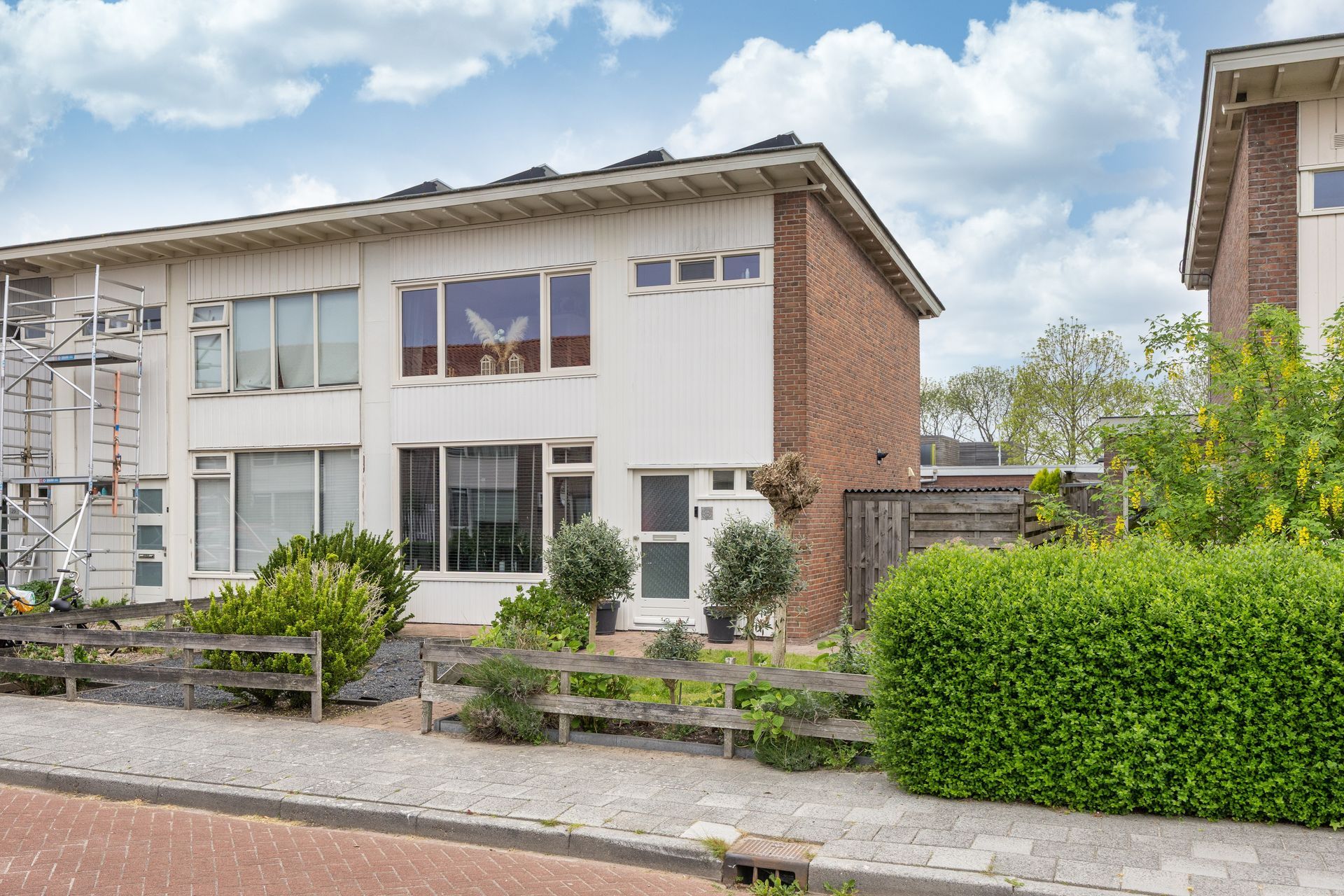 Samuel van Haringhouckstraat 25, Bolsward