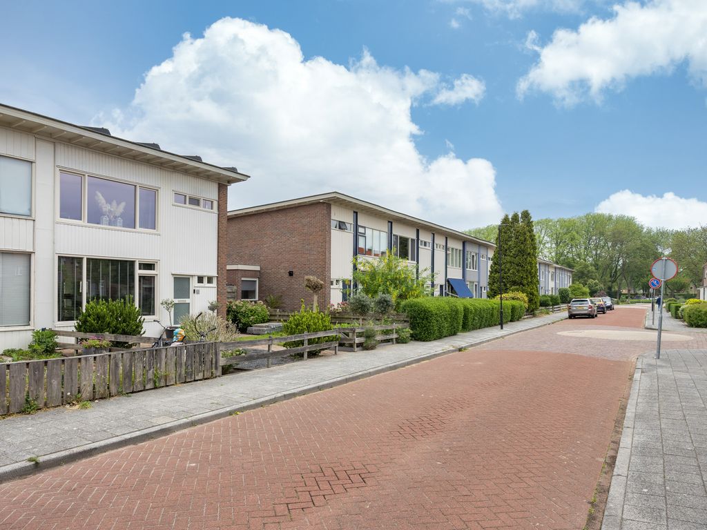 Samuel van Haringhouckstraat 25, Bolsward