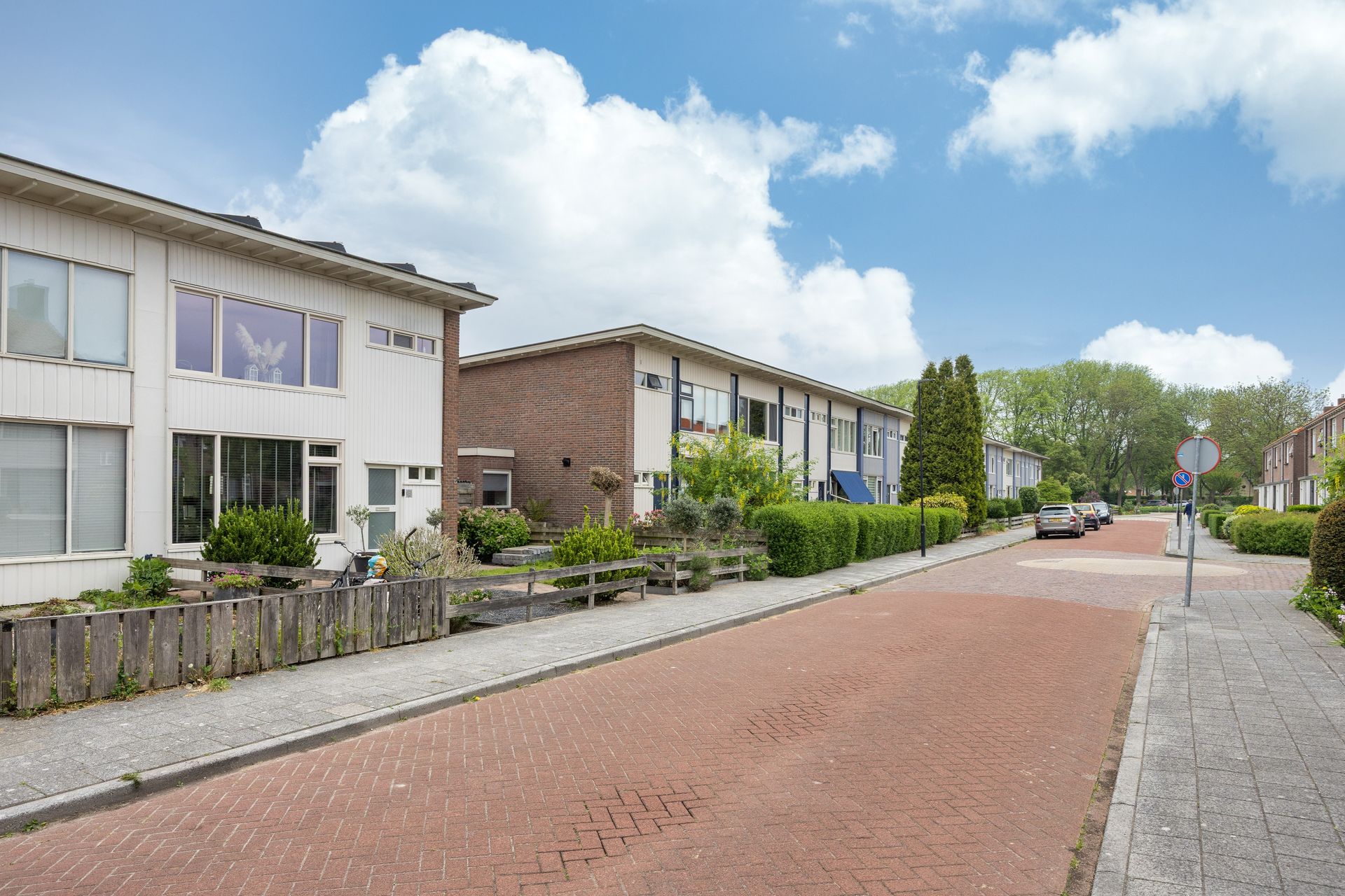 Samuel van Haringhouckstraat 25, Bolsward