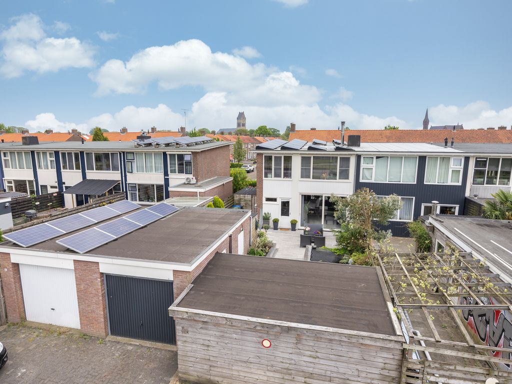 Samuel van Haringhouckstraat 25, Bolsward