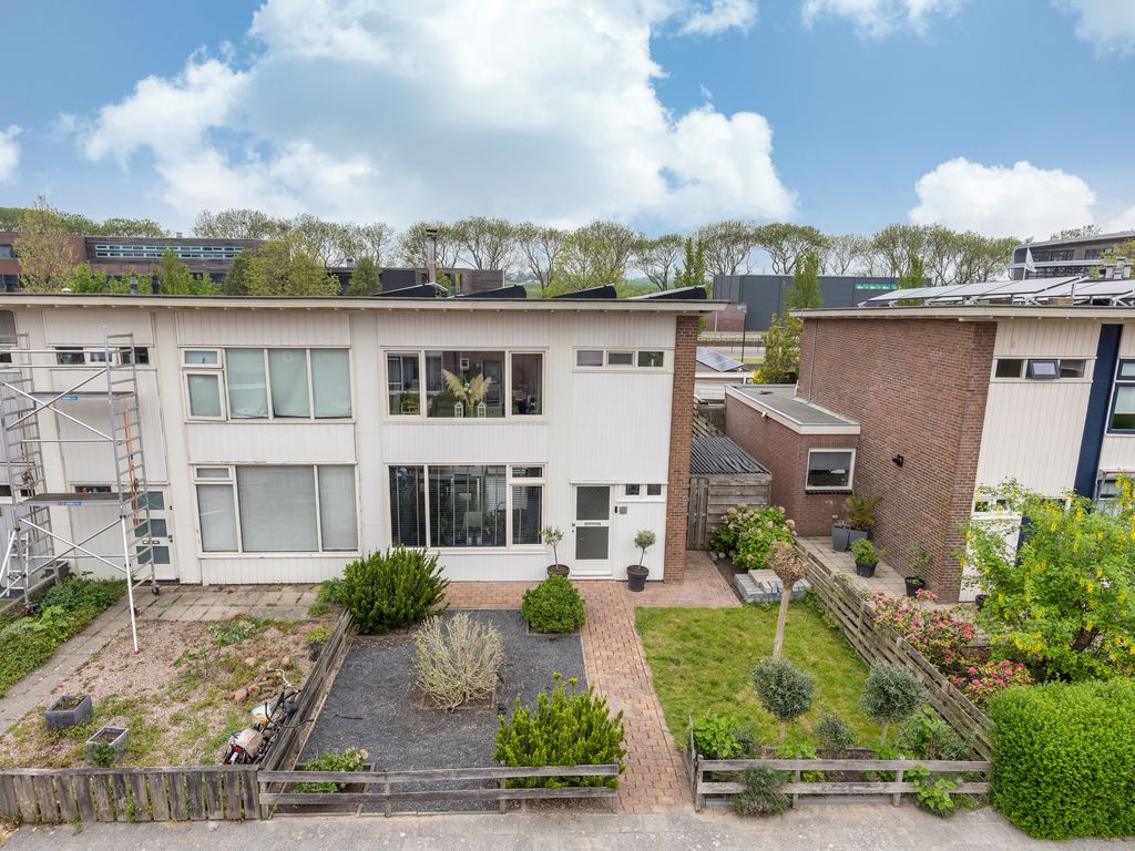 Samuel van Haringhouckstraat 25, Bolsward