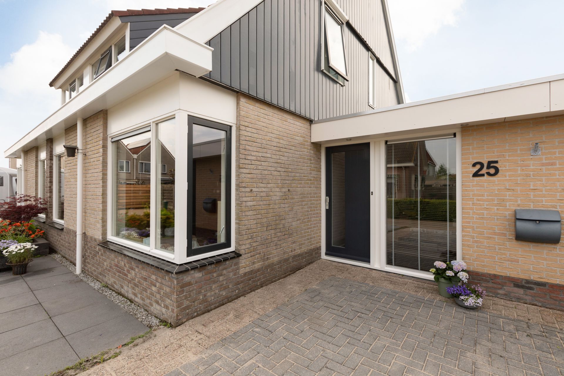 De Kamp 25, Makkum