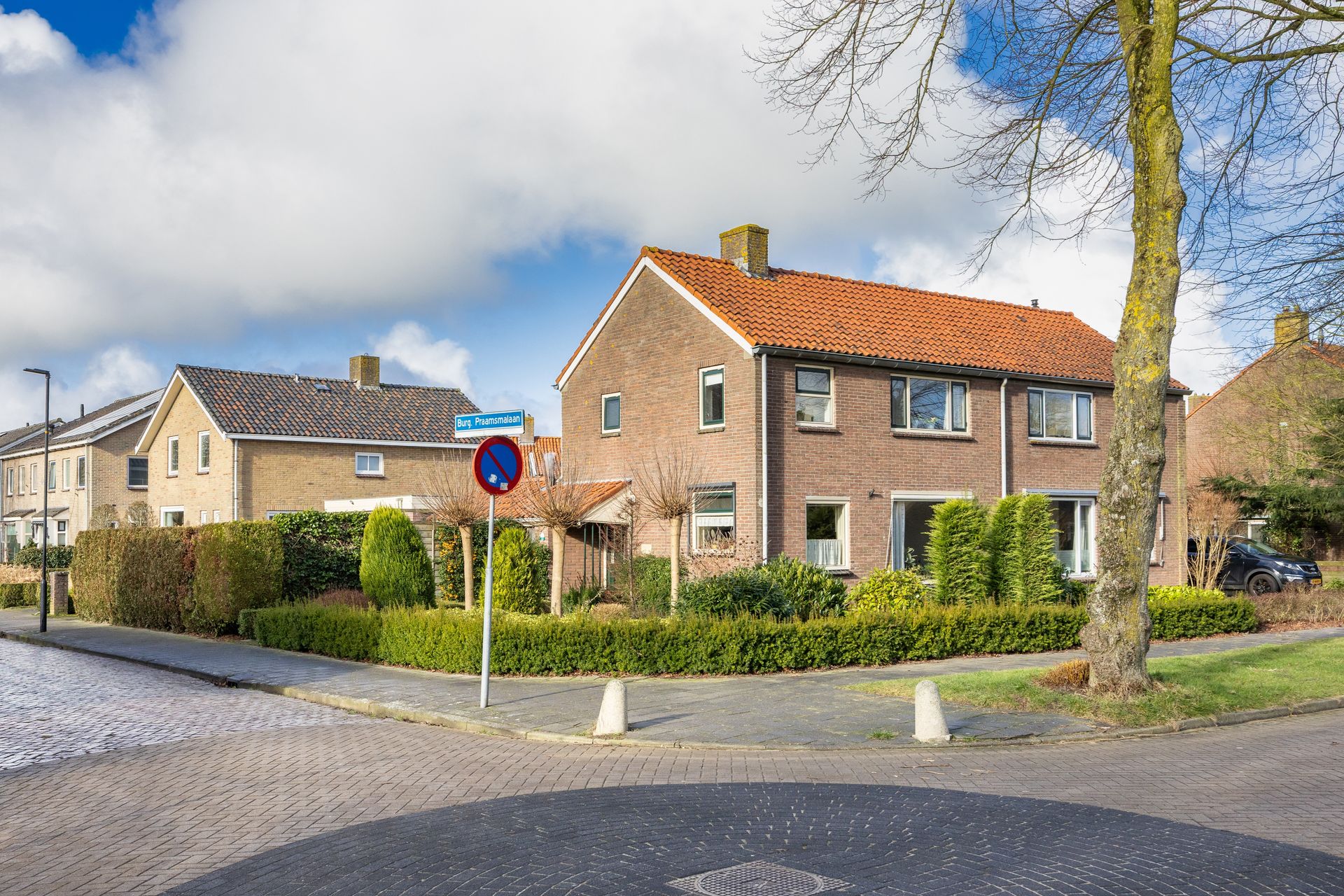 Burgemeester Praamsmalaan 30, Bolsward