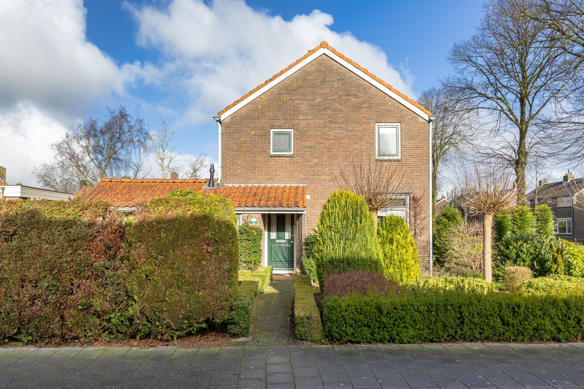 Burgemeester Praamsmalaan 30, Bolsward