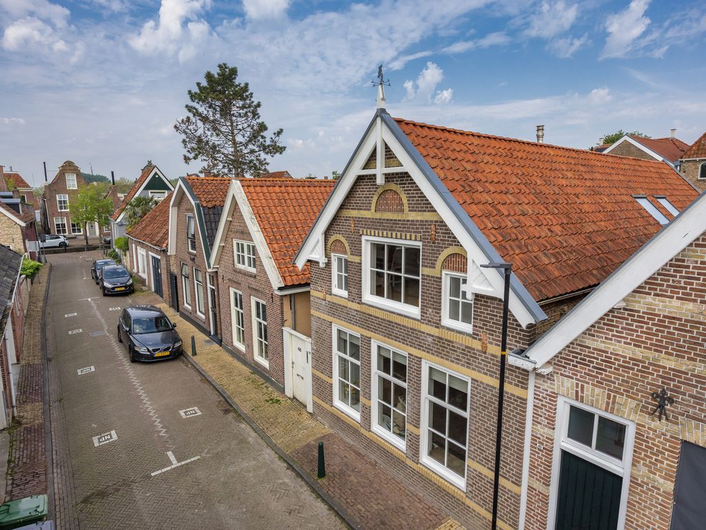 't Laag 42, Bolsward