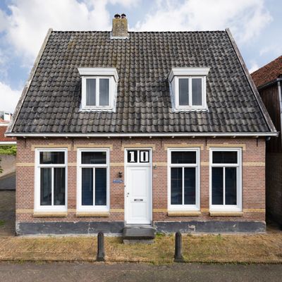'T Laag 10, Bolsward