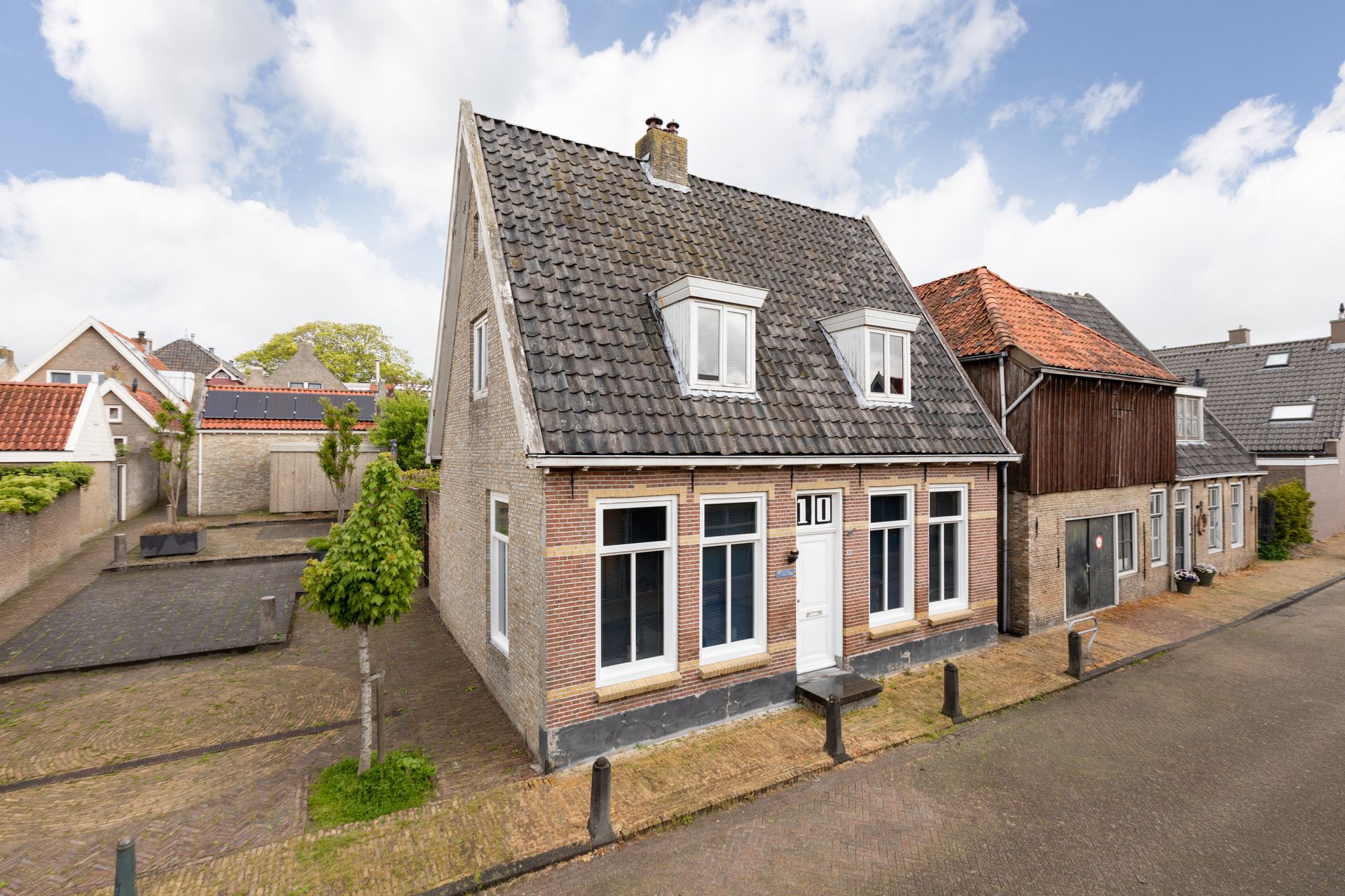 'T Laag 10, Bolsward