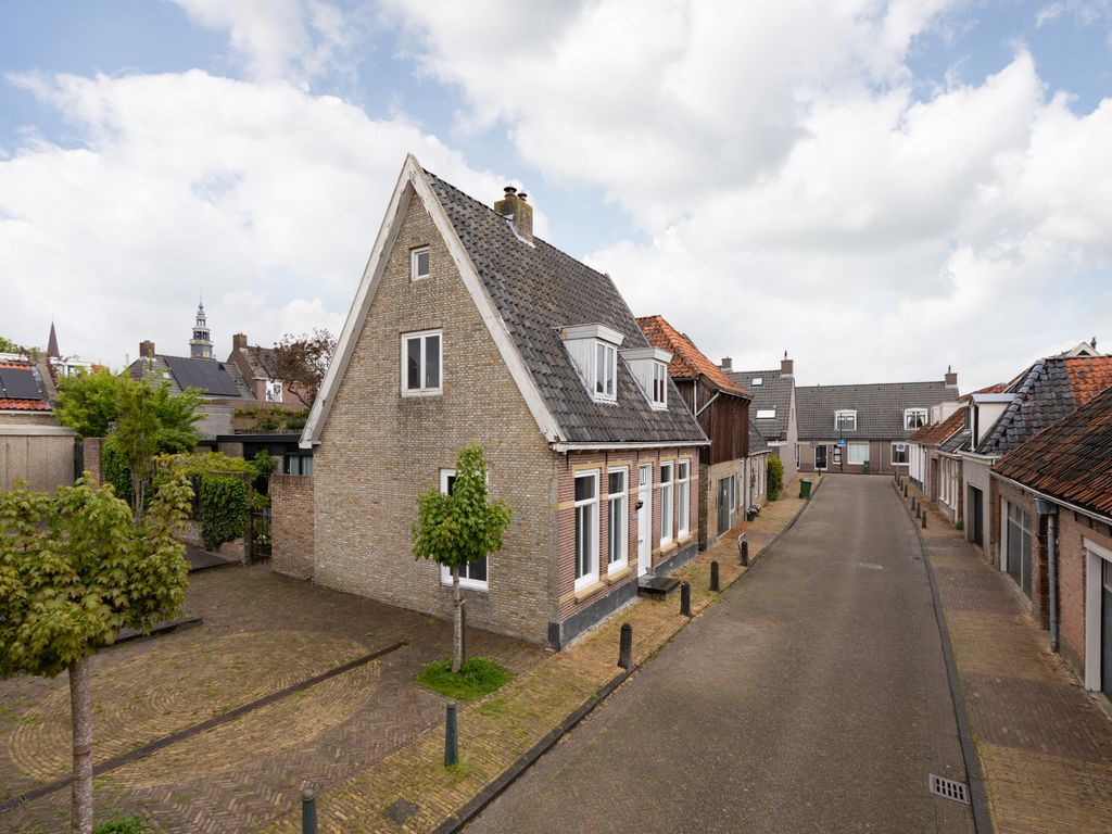 'T Laag 10, Bolsward