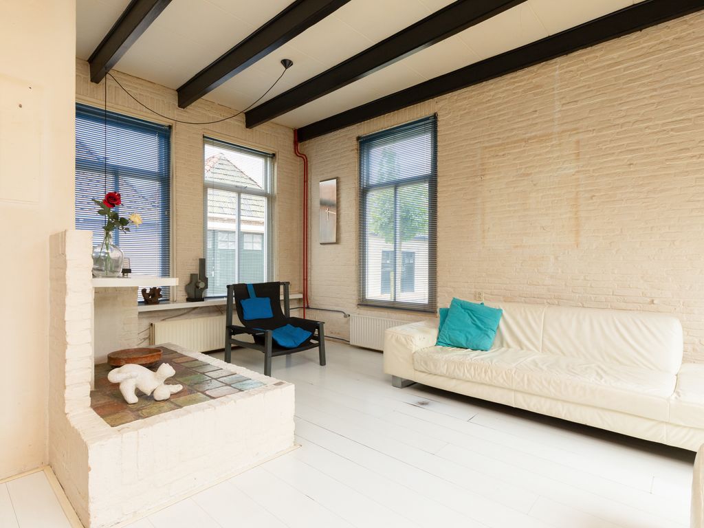 'T Laag 10, Bolsward