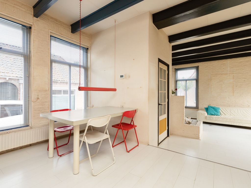 'T Laag 10, Bolsward