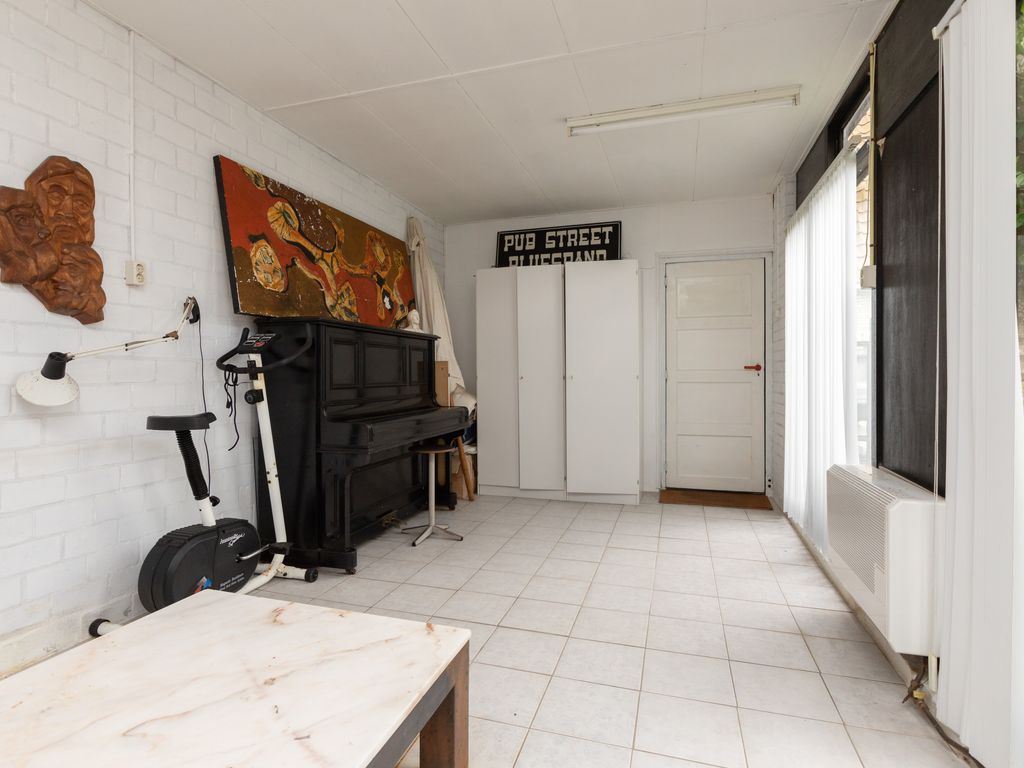 'T Laag 10, Bolsward