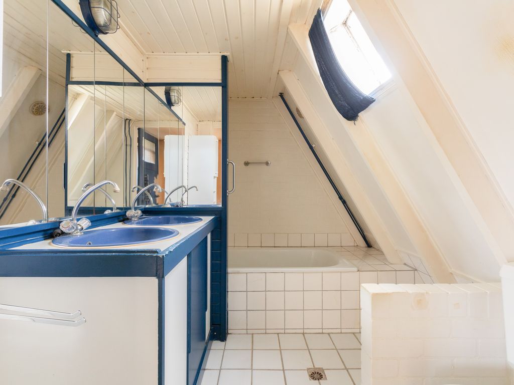 'T Laag 10, Bolsward