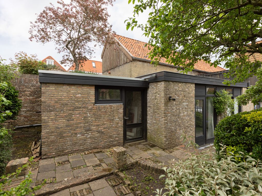 'T Laag 10, Bolsward