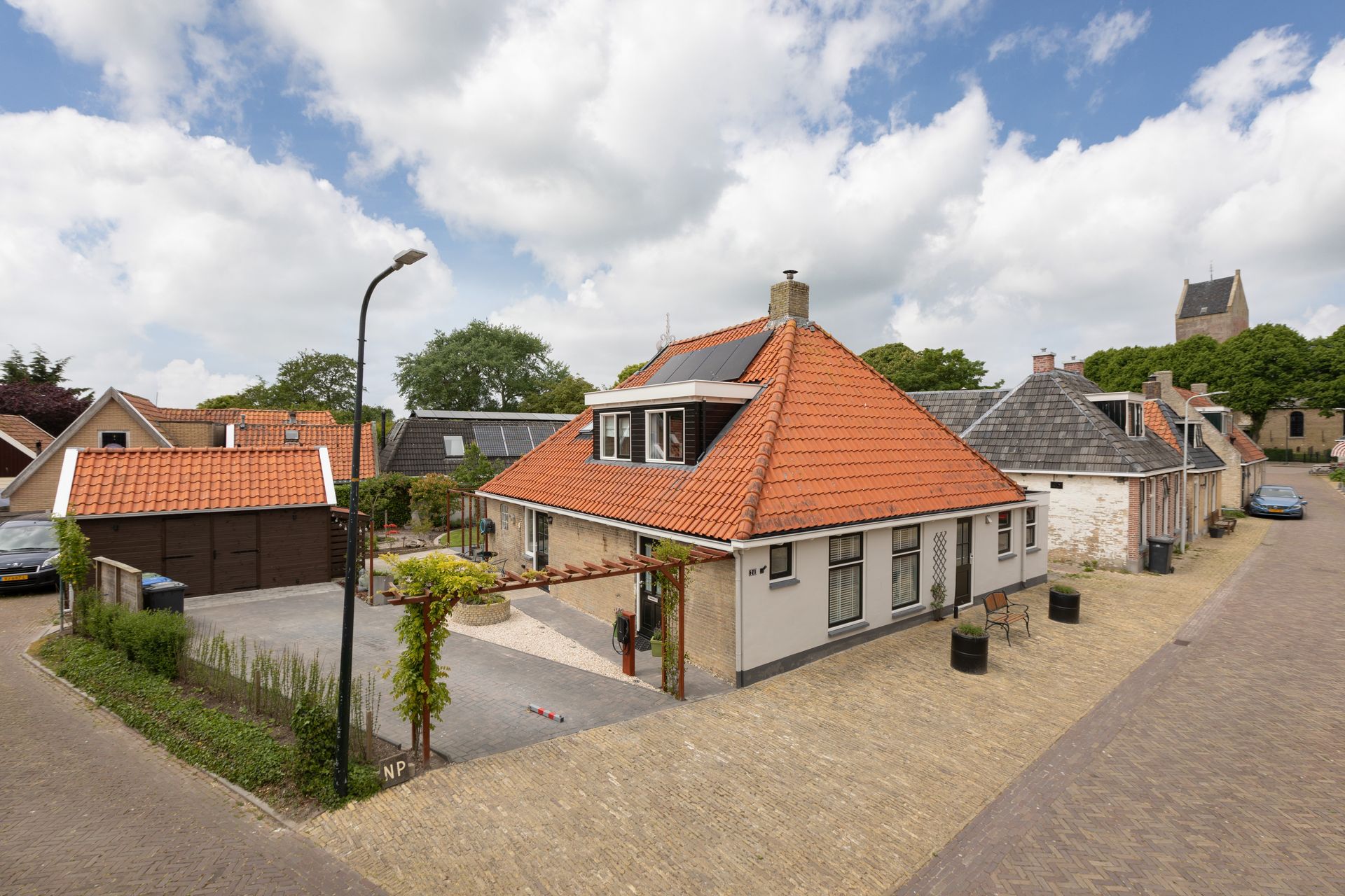 Kleine Buren 24, Pingjum
